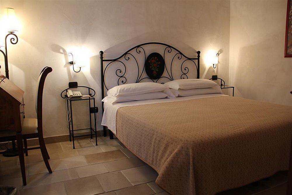 Hotel Masseria Fortificata Donnaloia 모노폴리 외부 사진