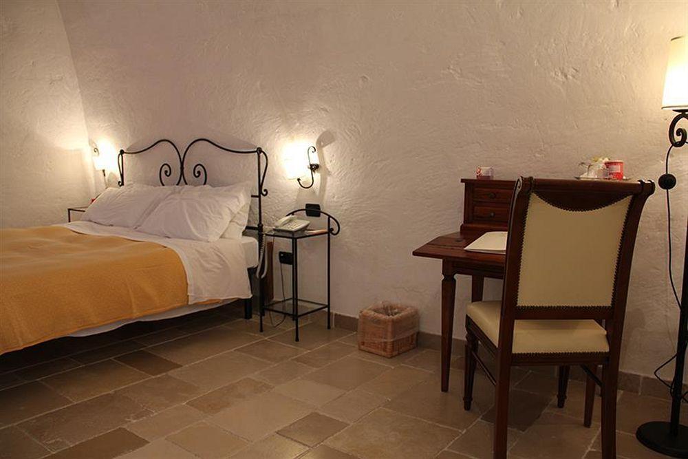 Hotel Masseria Fortificata Donnaloia 모노폴리 외부 사진