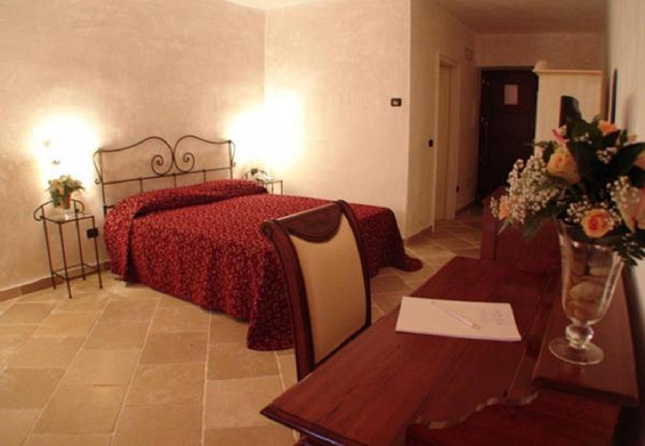 Hotel Masseria Fortificata Donnaloia 모노폴리 외부 사진